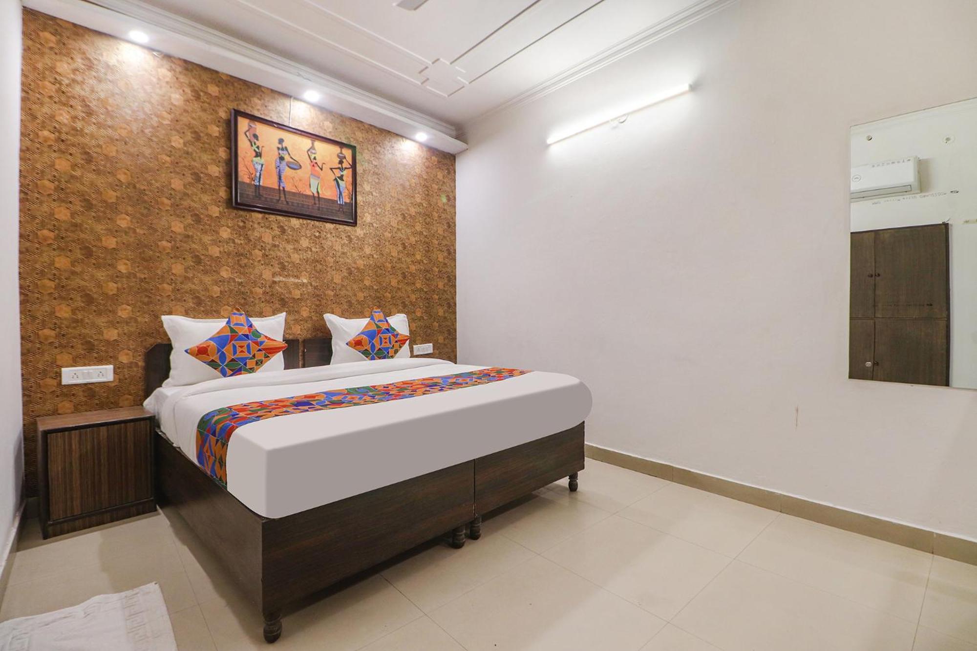 Fabhotel Rainbow Villa Near Igi Airport New Delhi Exterior photo